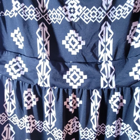 INC International Concepts Womens sleeveless dress Black/White size XL - Picture 3 of 6